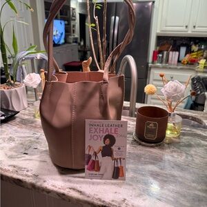 Stylish Beige Leather Tote Bag